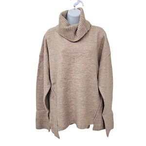 NWT Andree By Unit Tan Turtleneck Sweater Size L Oversized